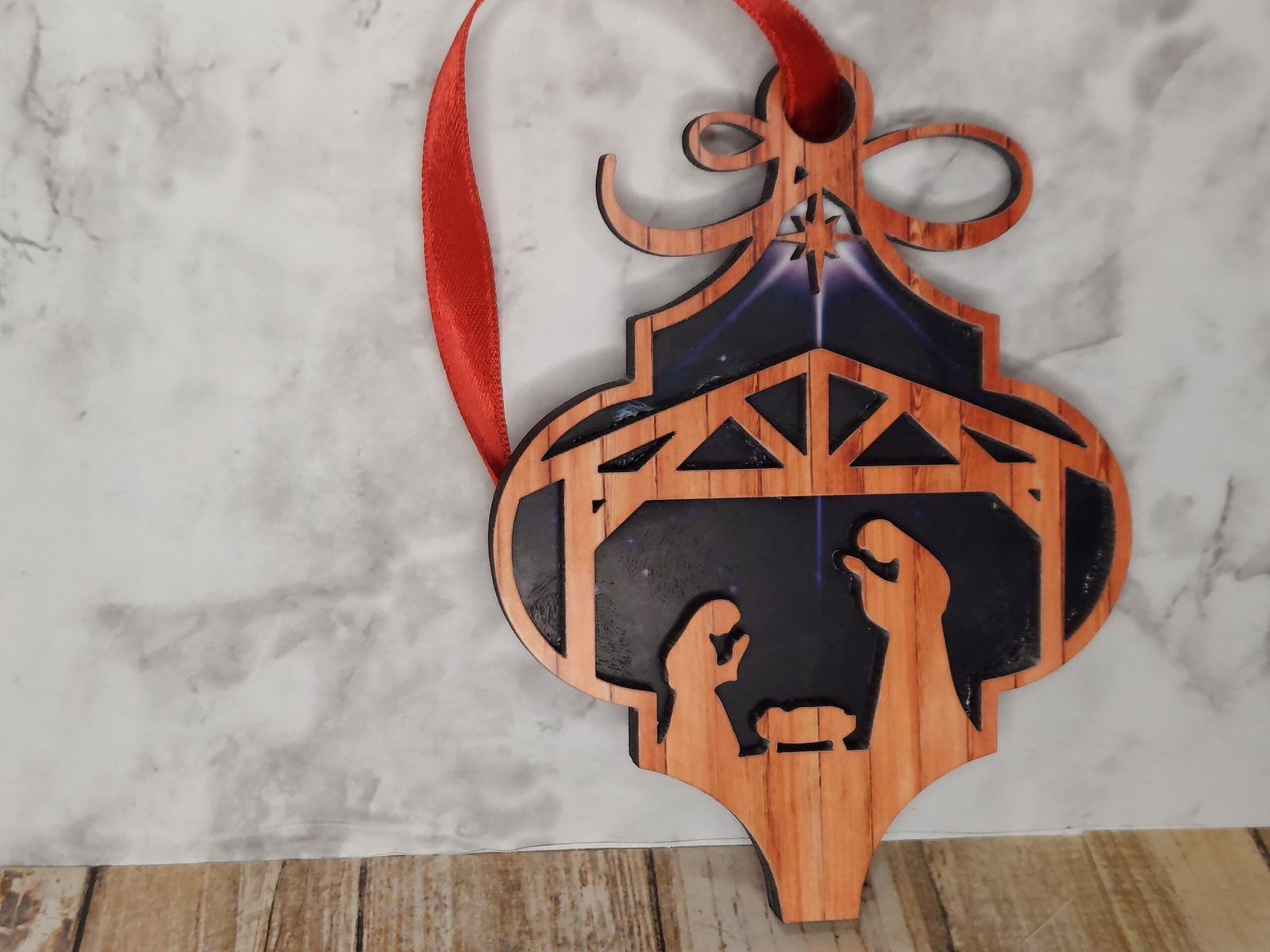 Layered Holy Family Nativity Ornament – Mary, Joseph & Baby Jesus Christmas Decoration 5 Layered Holy Family Nativity Ornament – Mary, Joseph & Baby Jesus Christmas Decoration - Image 5