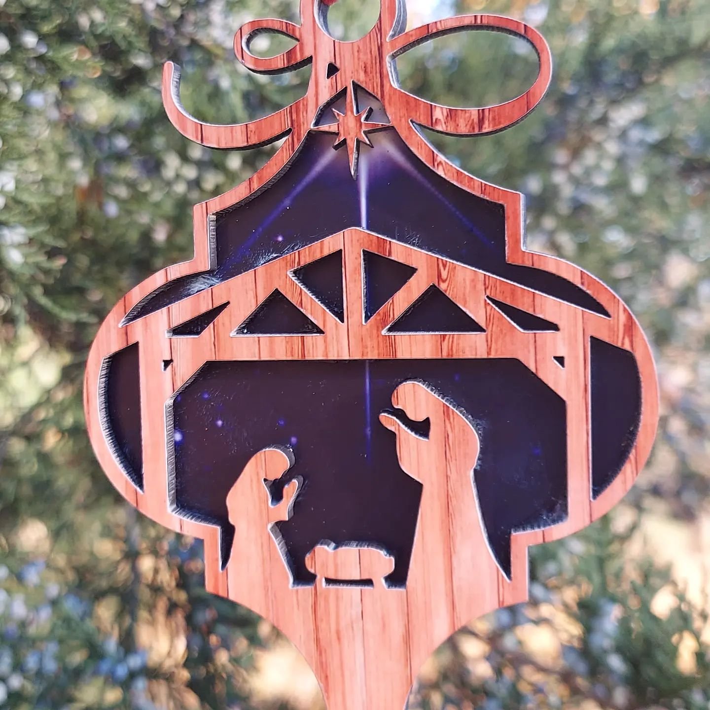 Layered Holy Family Nativity Ornament – Mary, Joseph & Baby Jesus Christmas Decoration 2 Layered Holy Family Nativity Ornament – Mary, Joseph & Baby Jesus Christmas Decoration - Image 2